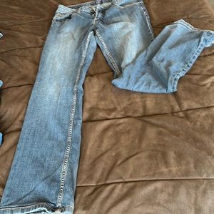 Cowgirl Up. Don’t Fence me in size 10